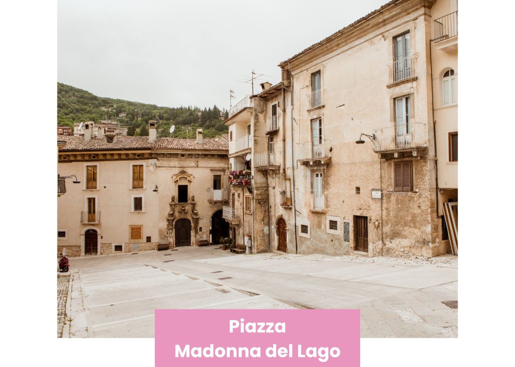 piazza-madonna-del-lago-scanno